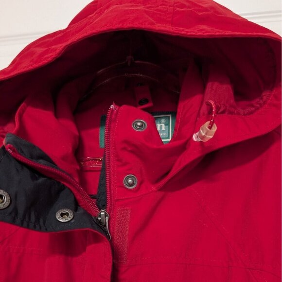LL Bean Windbreaker Hooded Jacket Womens Size Medium Red Nylon Full Zip Outdoor - Picture 3 of 12
